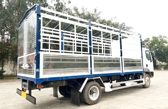 Giá Lăn Bánh Chenglong 7.7 Tấn L3 160Hp Mui Bạt 6m7